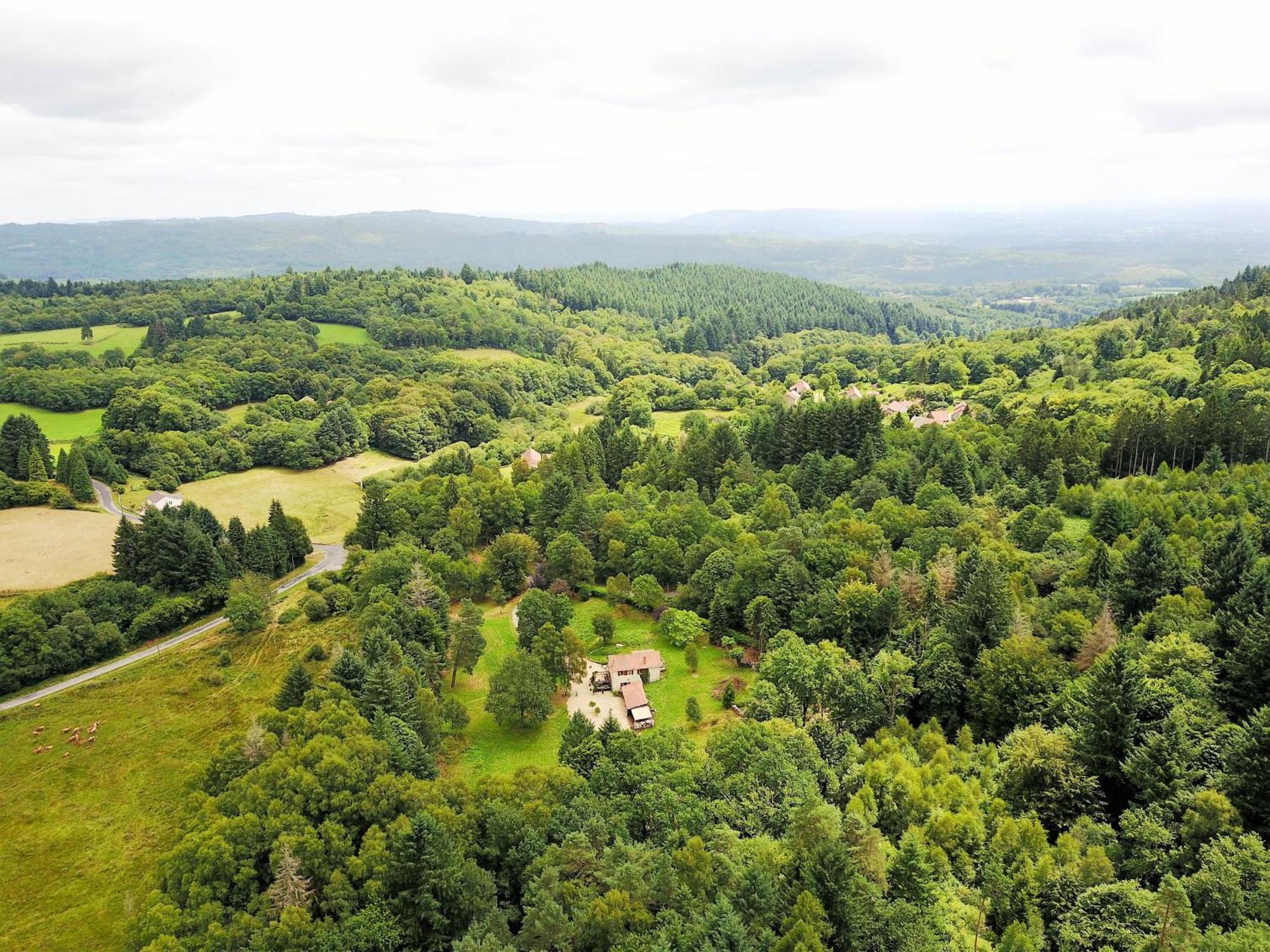 فندق Les Chenes Saint-Léger-la Montagne المظهر الخارجي الصورة